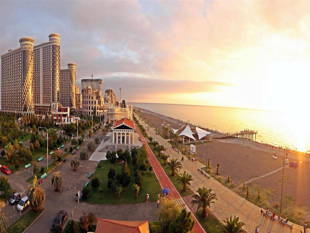 Mar Nero Hostel Batumi Zewnętrze zdjęcie