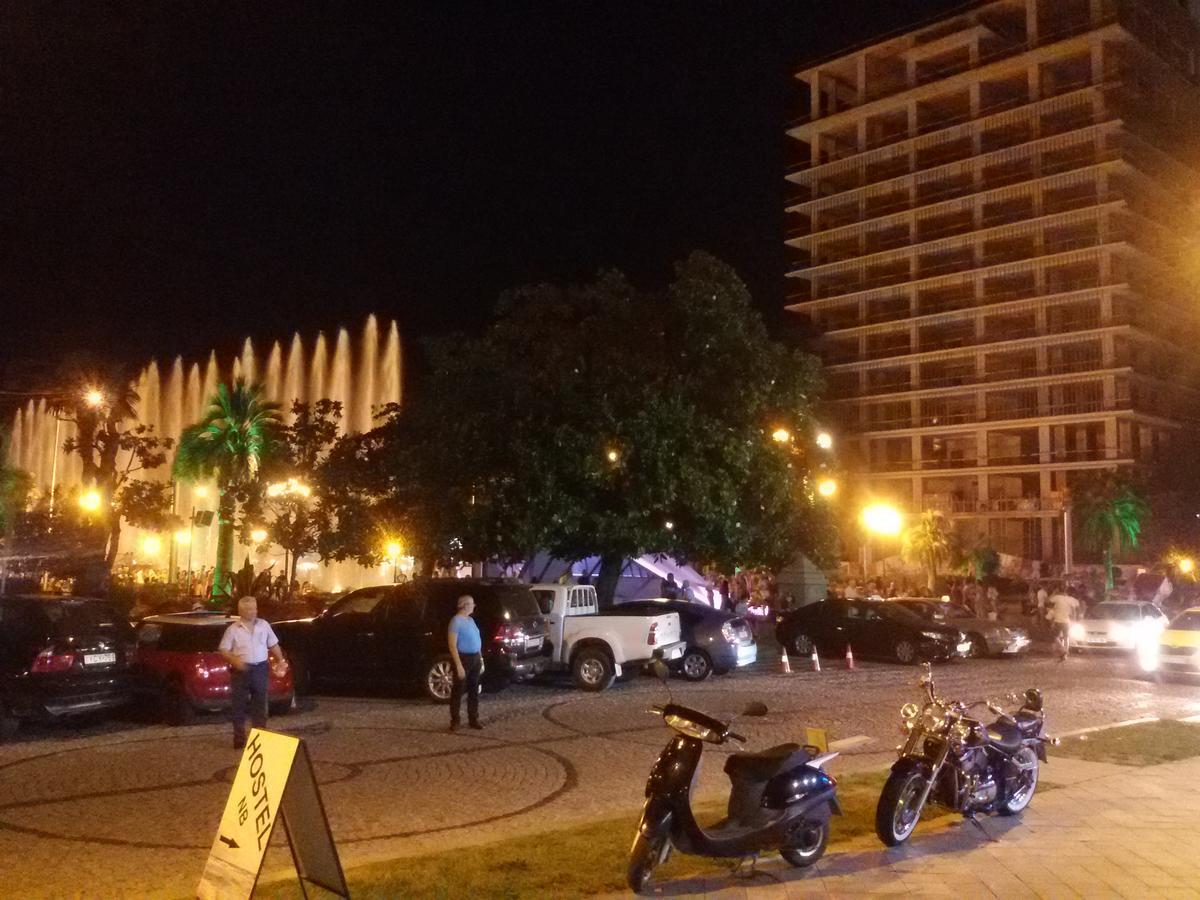 Mar Nero Hostel Batumi Zewnętrze zdjęcie