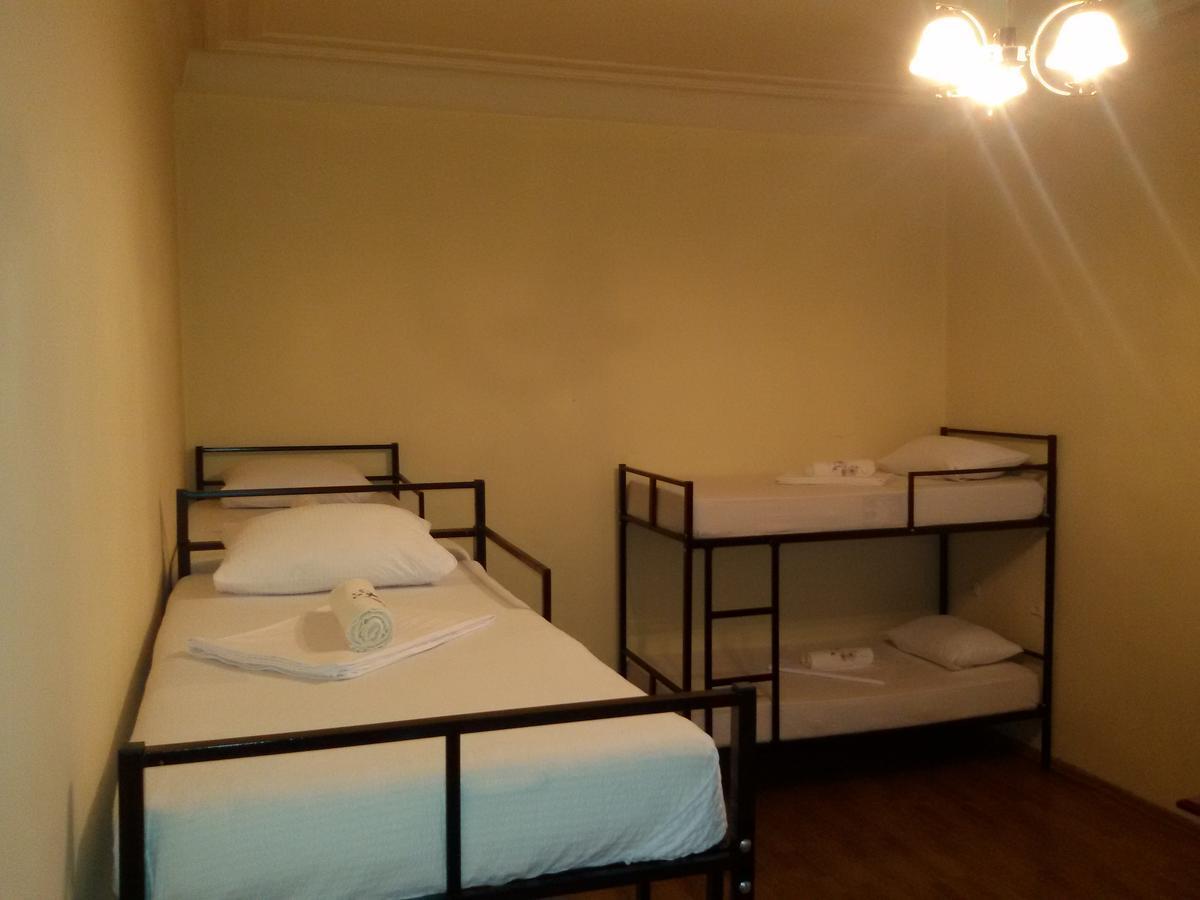 Mar Nero Hostel Batumi Zewnętrze zdjęcie